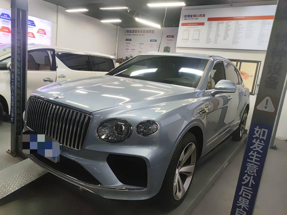 宾利添越 蓝色2023年07月