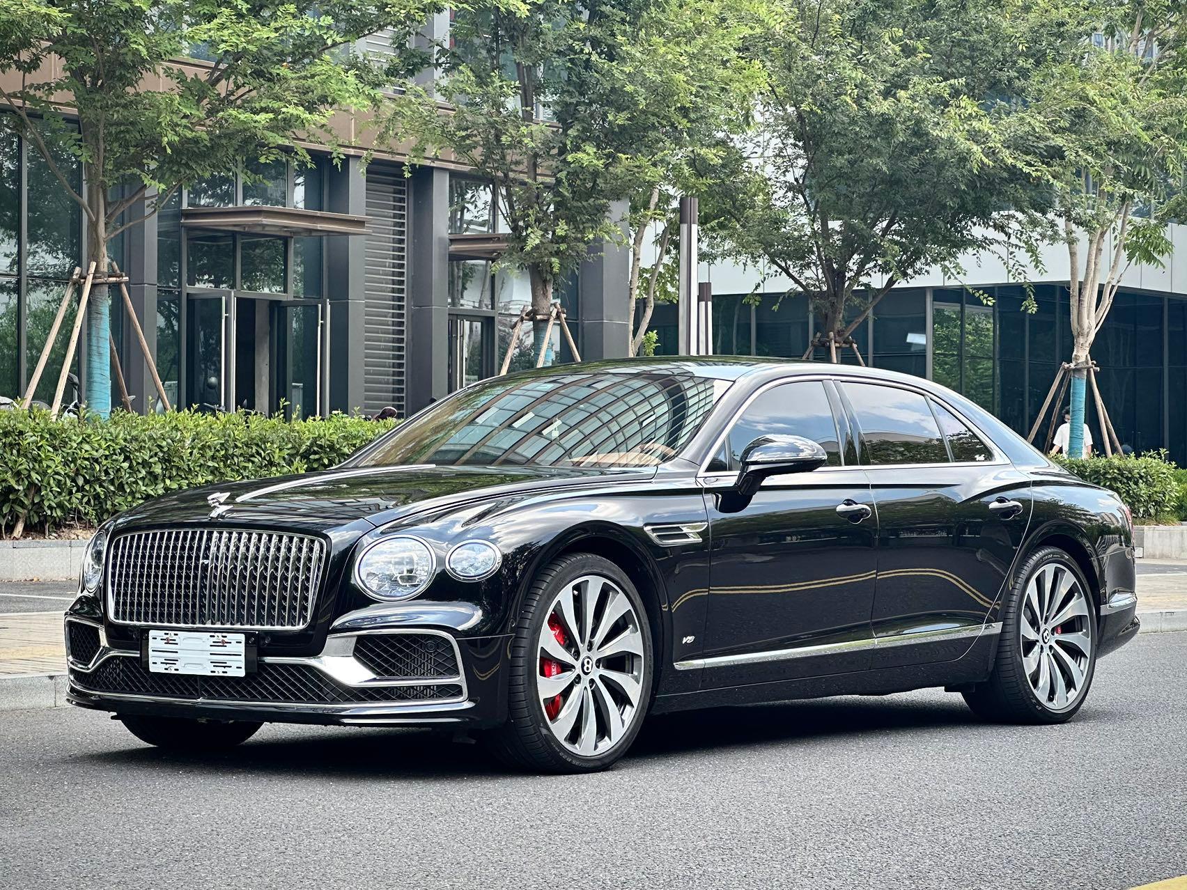 宾利 2022款 飞驰 4.0T V8 标准版