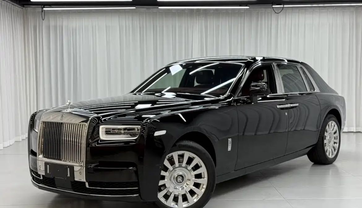 劳斯莱斯幻影黑色2019年09月