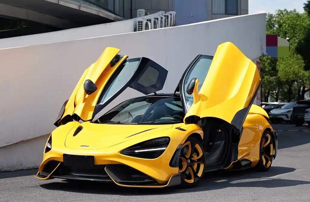 迈凯伦720S 黄色2019年06月