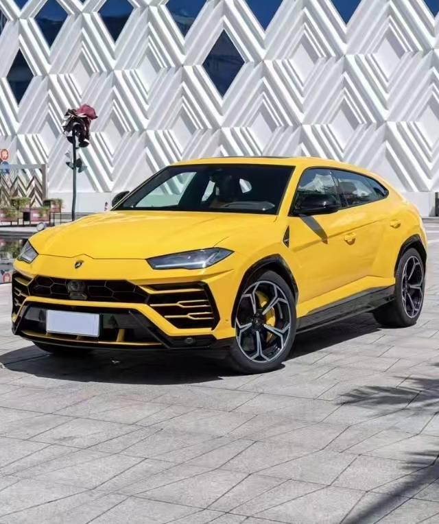 兰博基尼Urus黄色2021年03月