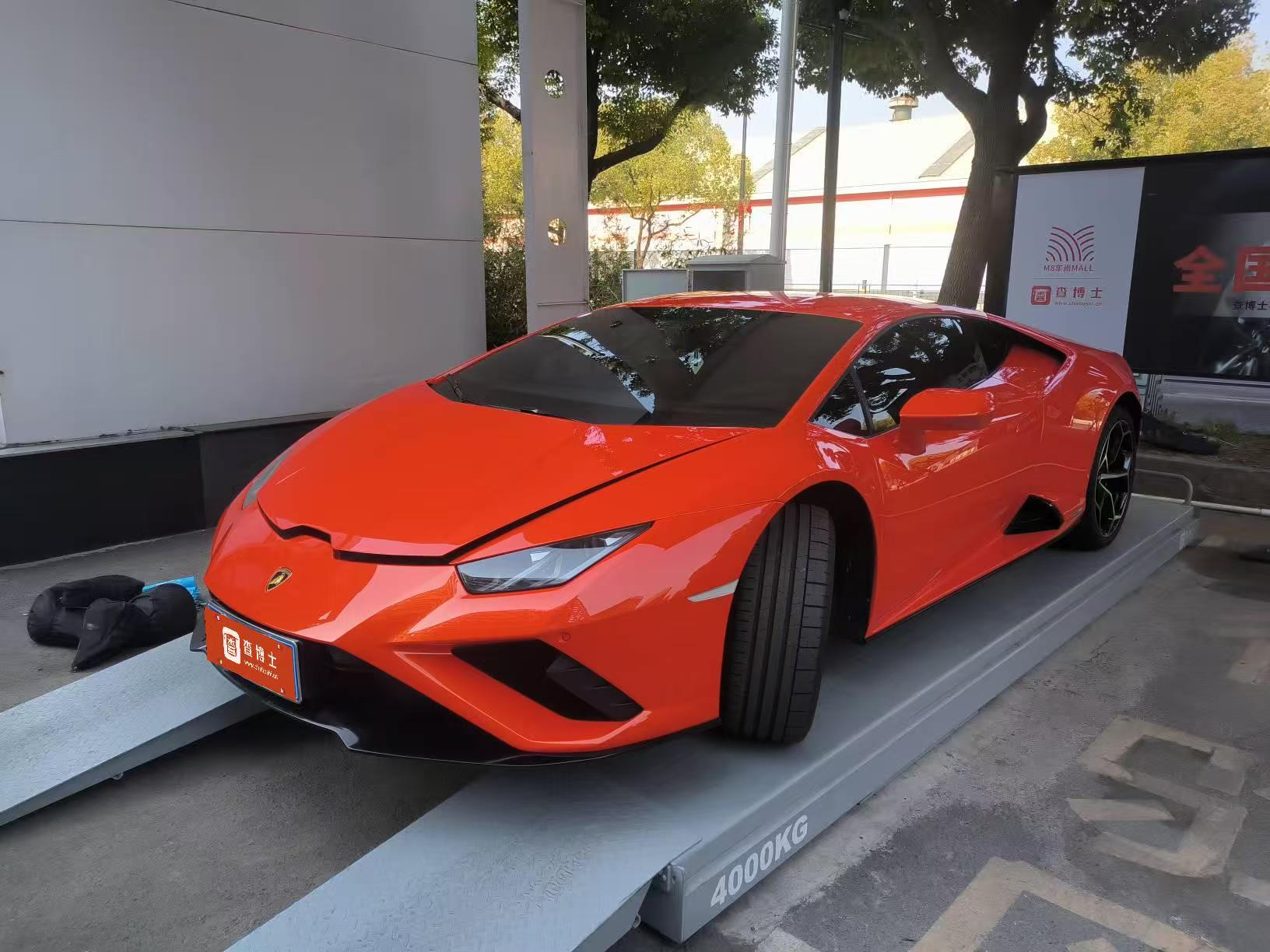 兰博基尼Huracan橙色2022年06月