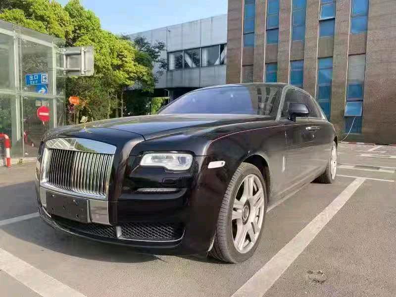 劳斯莱斯古思特红色2015年02月