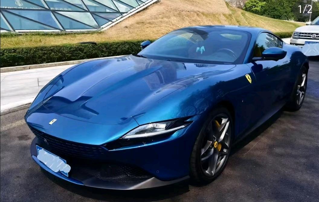 法拉利Roma蓝色2022年01月