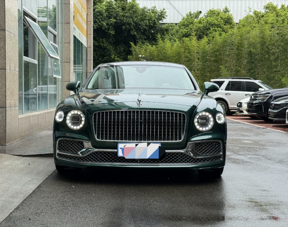 宾利 2022款 飞驰 4.0T V8 标准版