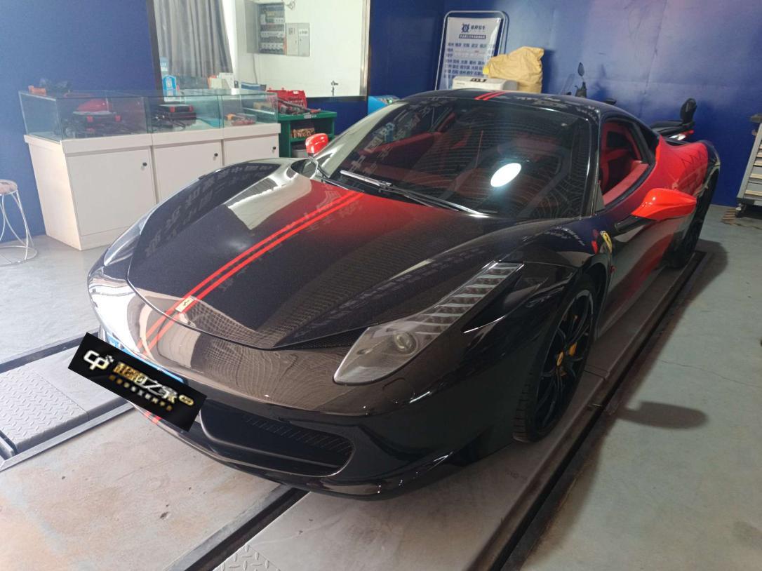 法拉利458白色2014年05月