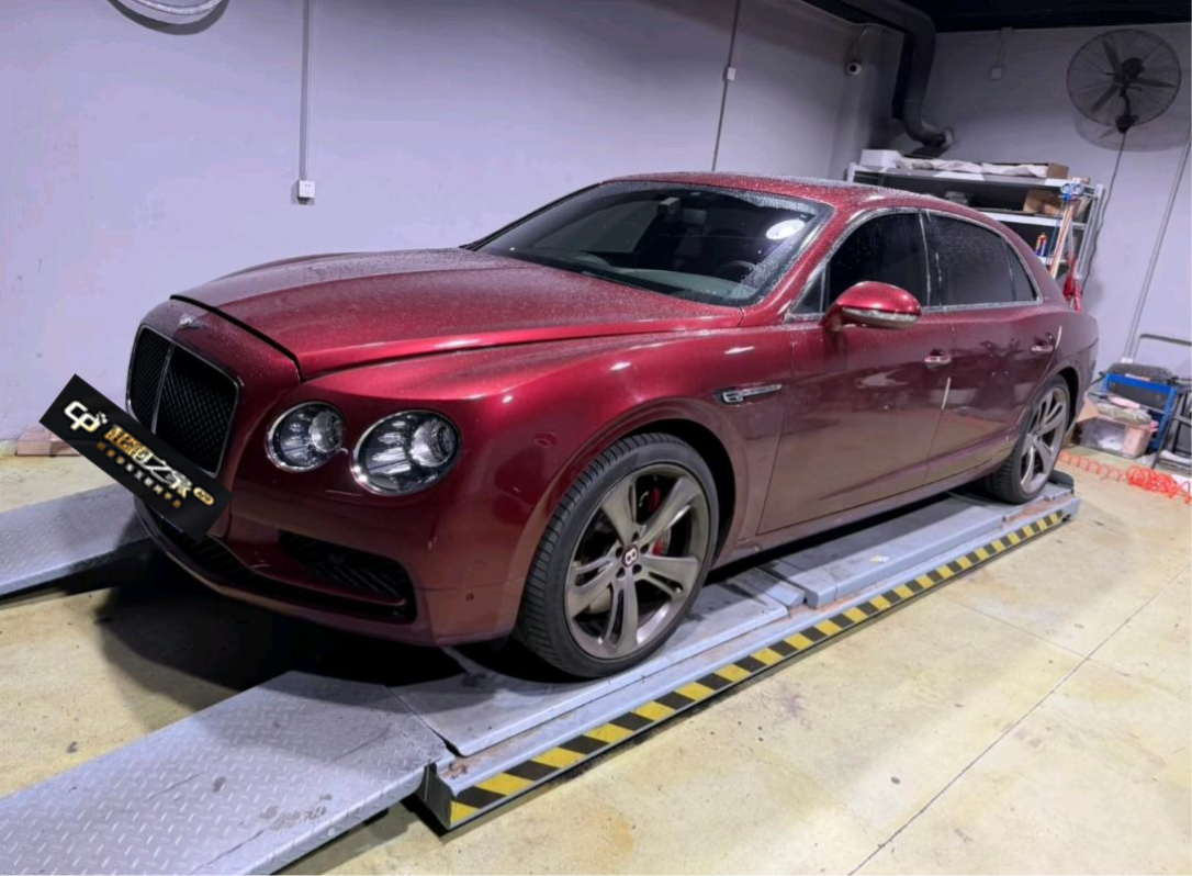 宾利 2018款 飞驰 4.0T V8 S
