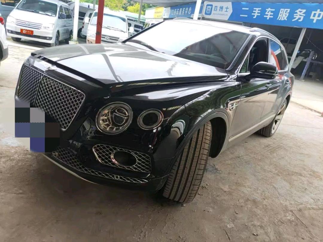 宾利添越 黑色2022年12月