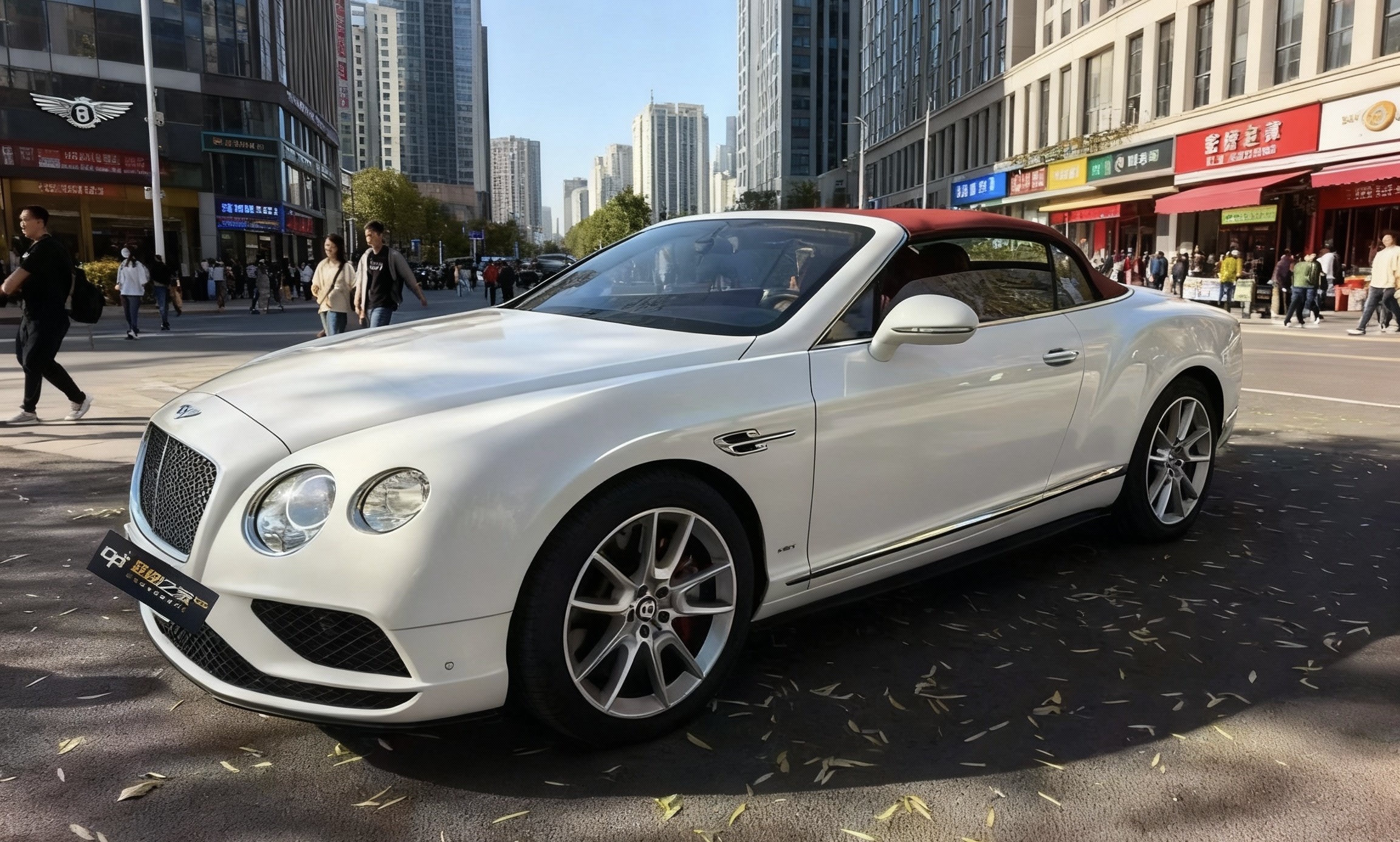 宾利欧陆GT白色2017年08月