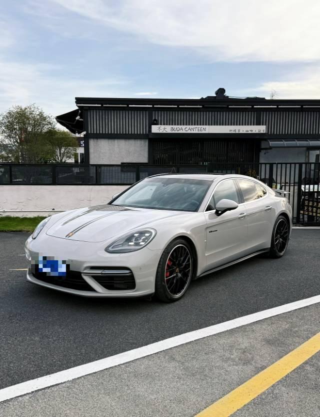 保时捷Panamera 灰色2019年01月