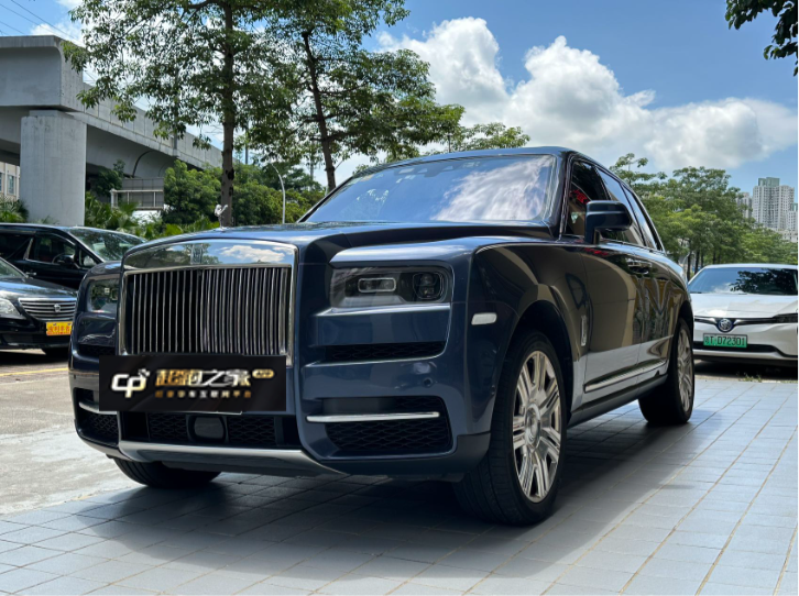 劳斯莱斯库里南蓝色2019年07月