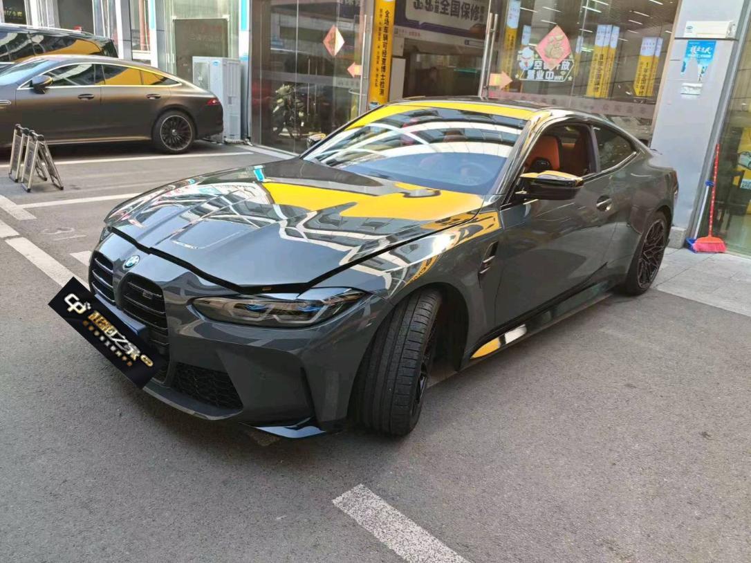 宝马M系M4灰色2023年10月