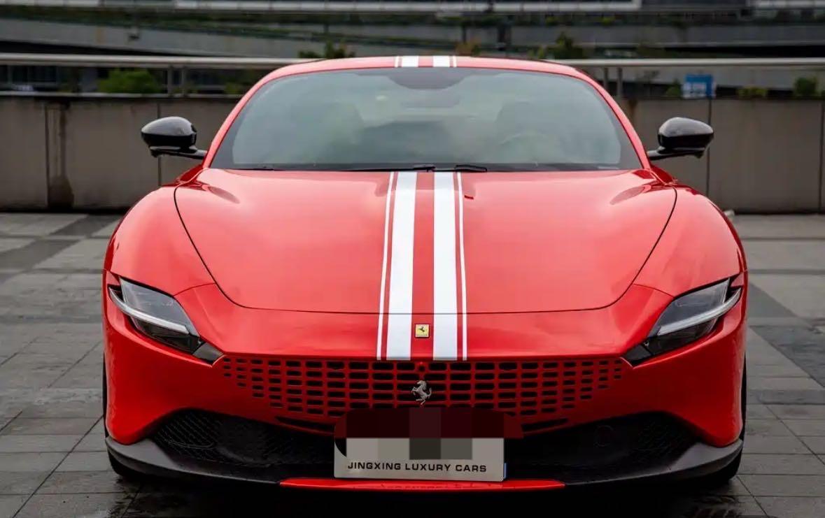 法拉利Roma红色2021年08月