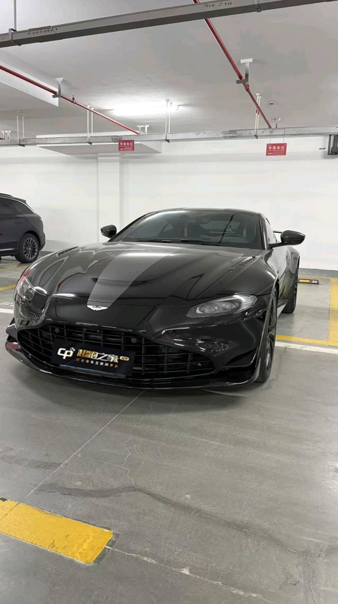阿斯顿马丁Vantage 黑色2022年12月