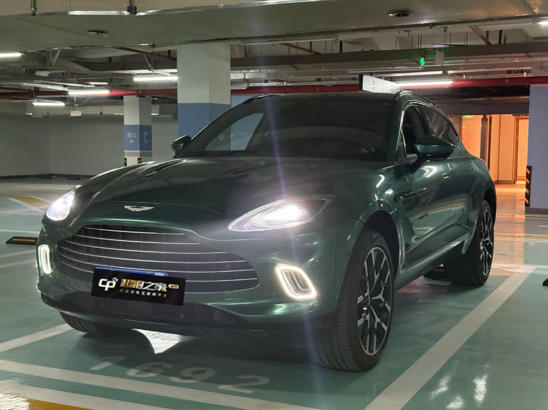 阿斯顿马丁 2022款 DBX 4.0T V8