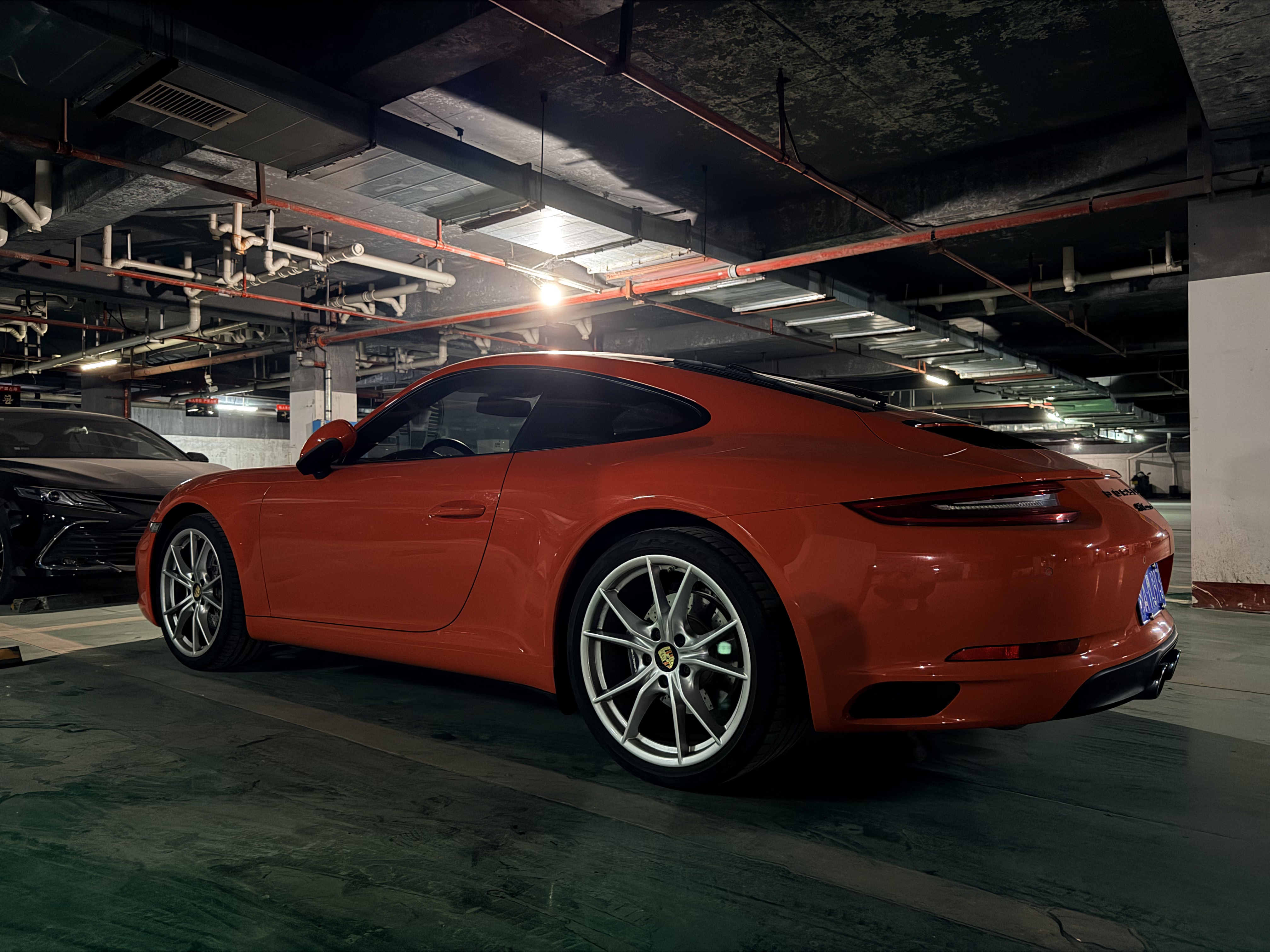 保时捷911橙色2017年03月