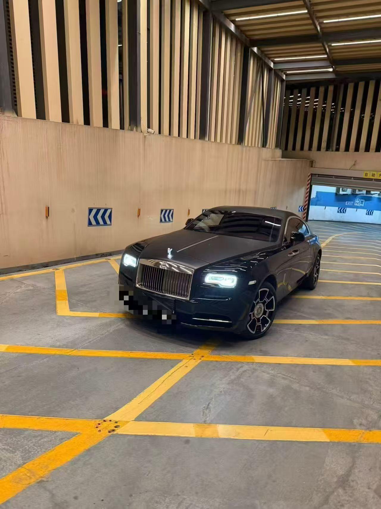 劳斯莱斯魅影白色2016年07月