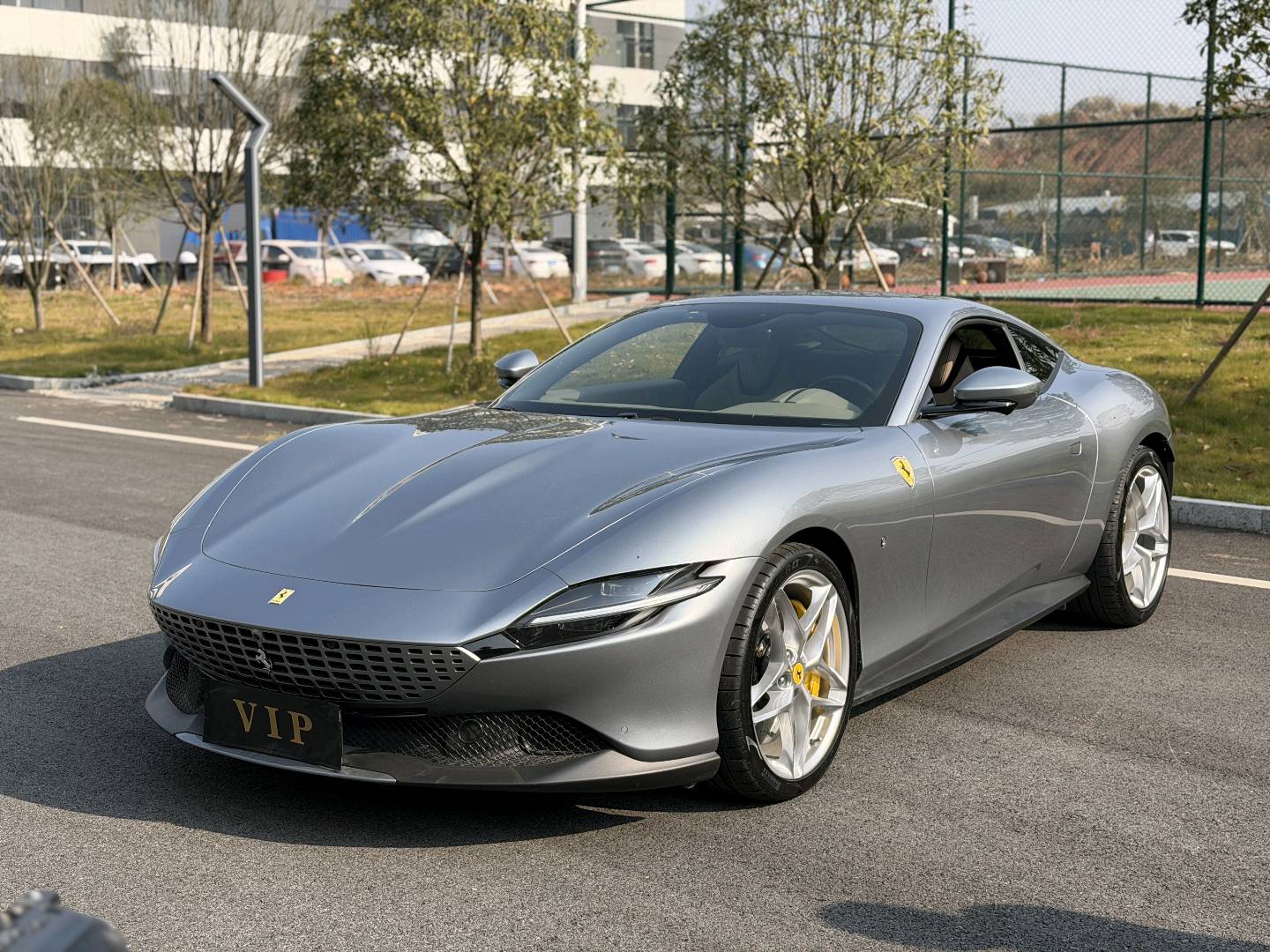 法拉利Roma灰色2022年06月