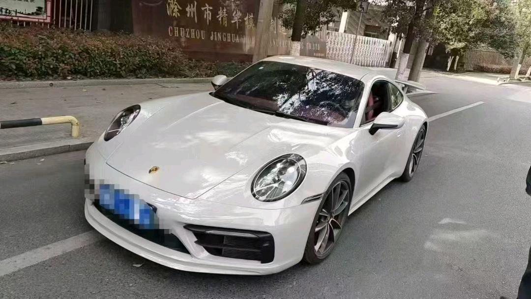 保时捷911白色2021年03月