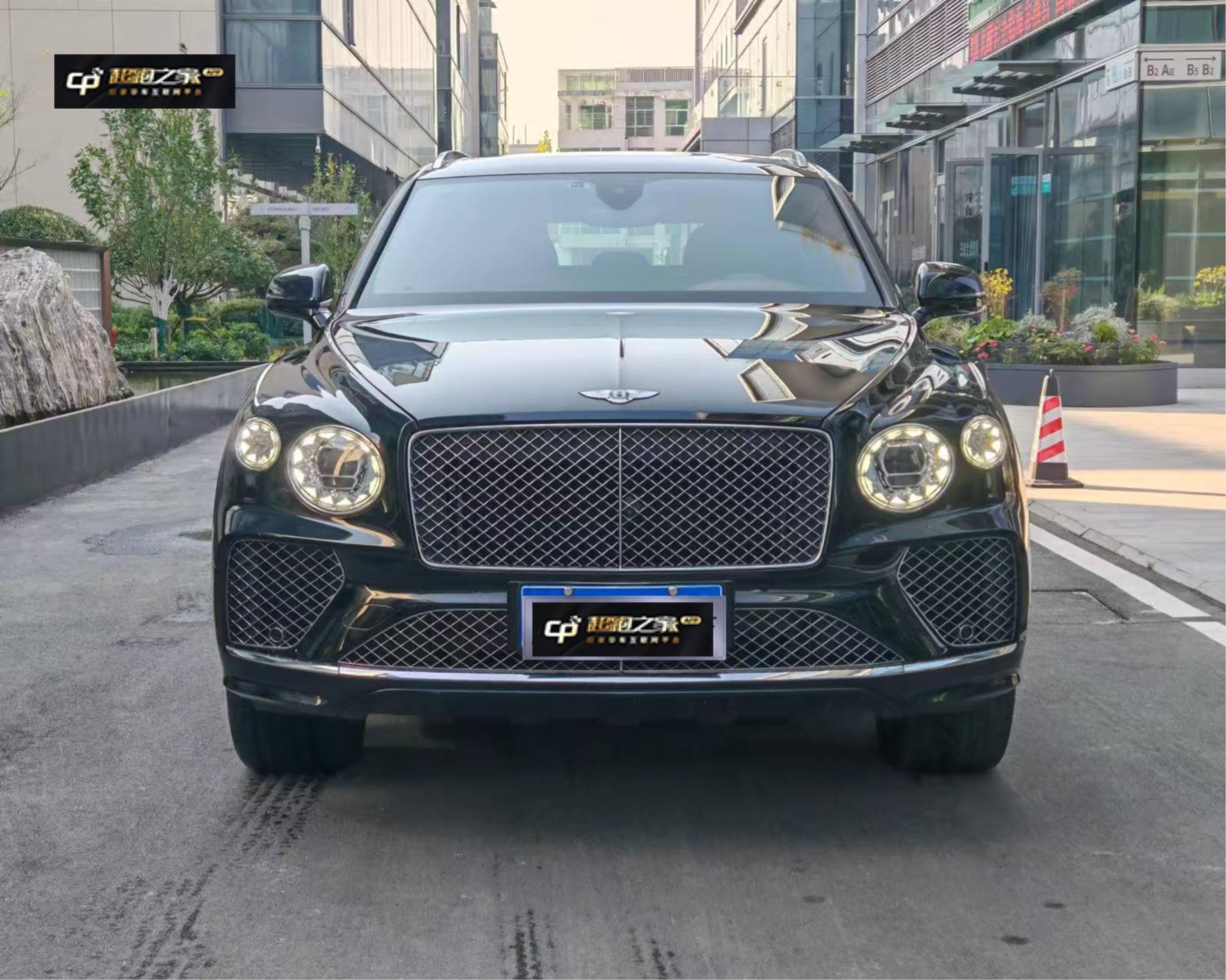 宾利添越 黑色2021年03月