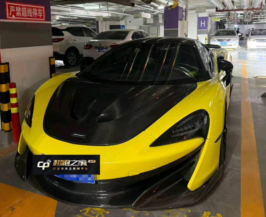 迈凯伦540C橙色2016年12月