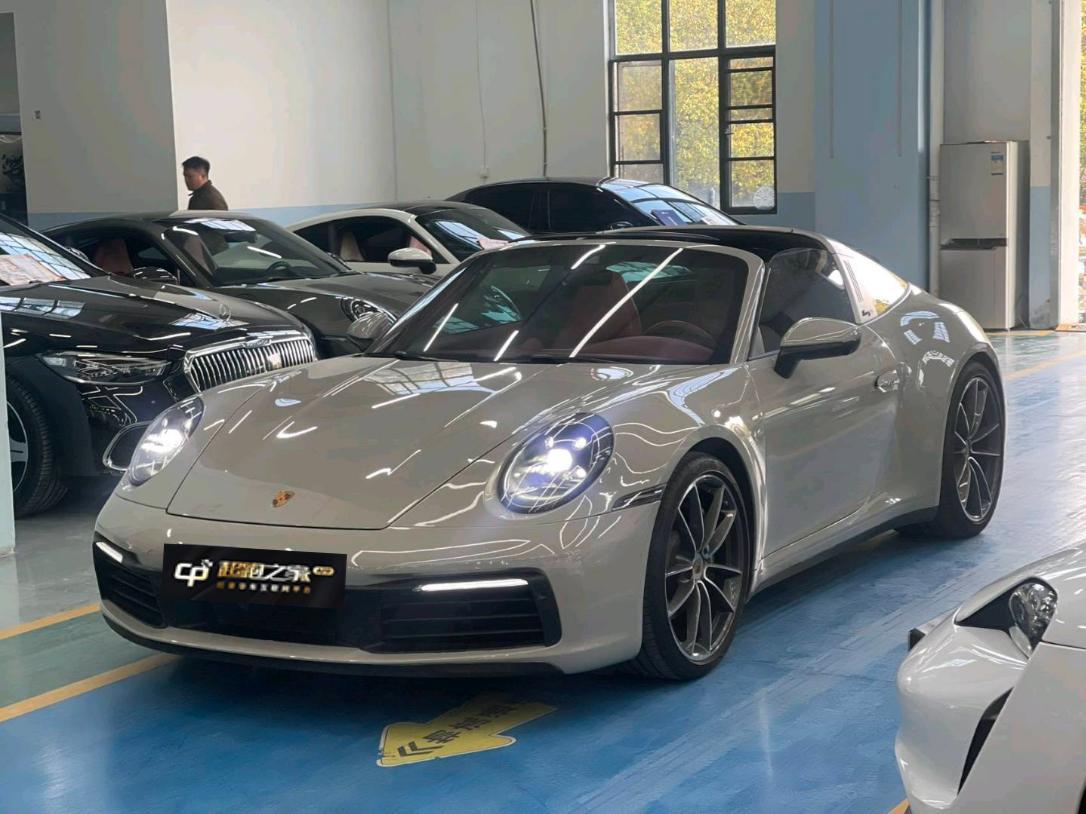 保时捷911灰色2022年05月