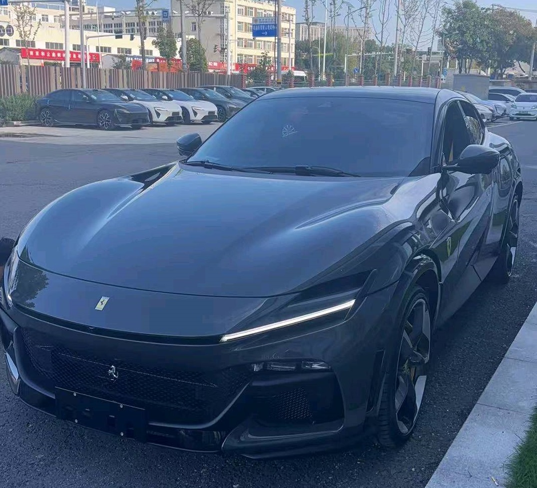 法拉利 2023款 Purosangue 6.5L V12