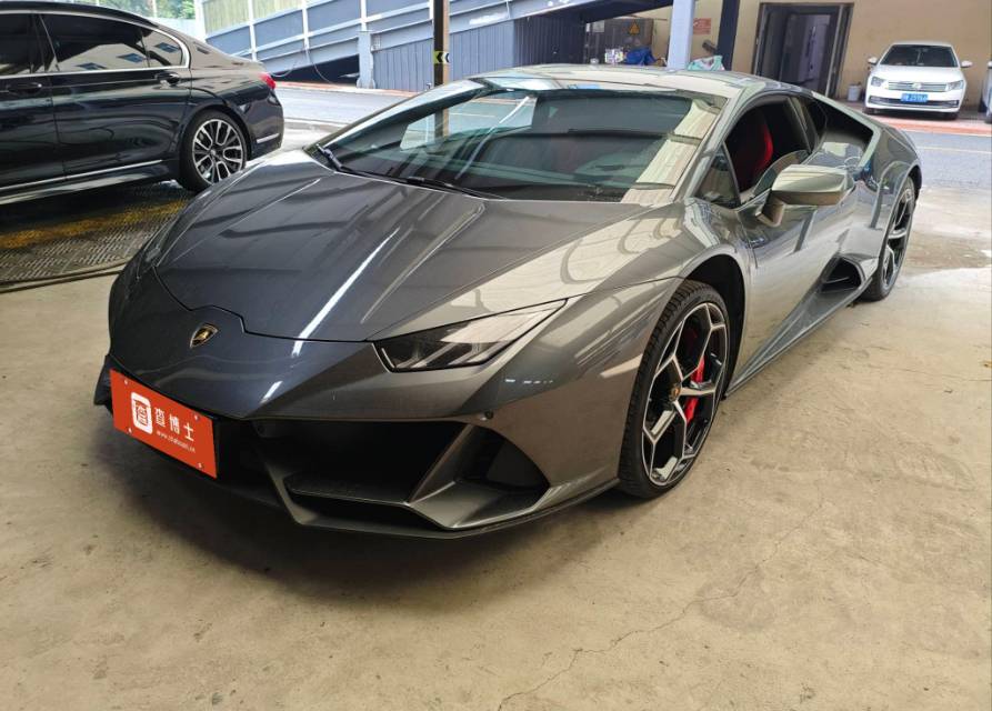 兰博基尼Huracan灰色2021年08月