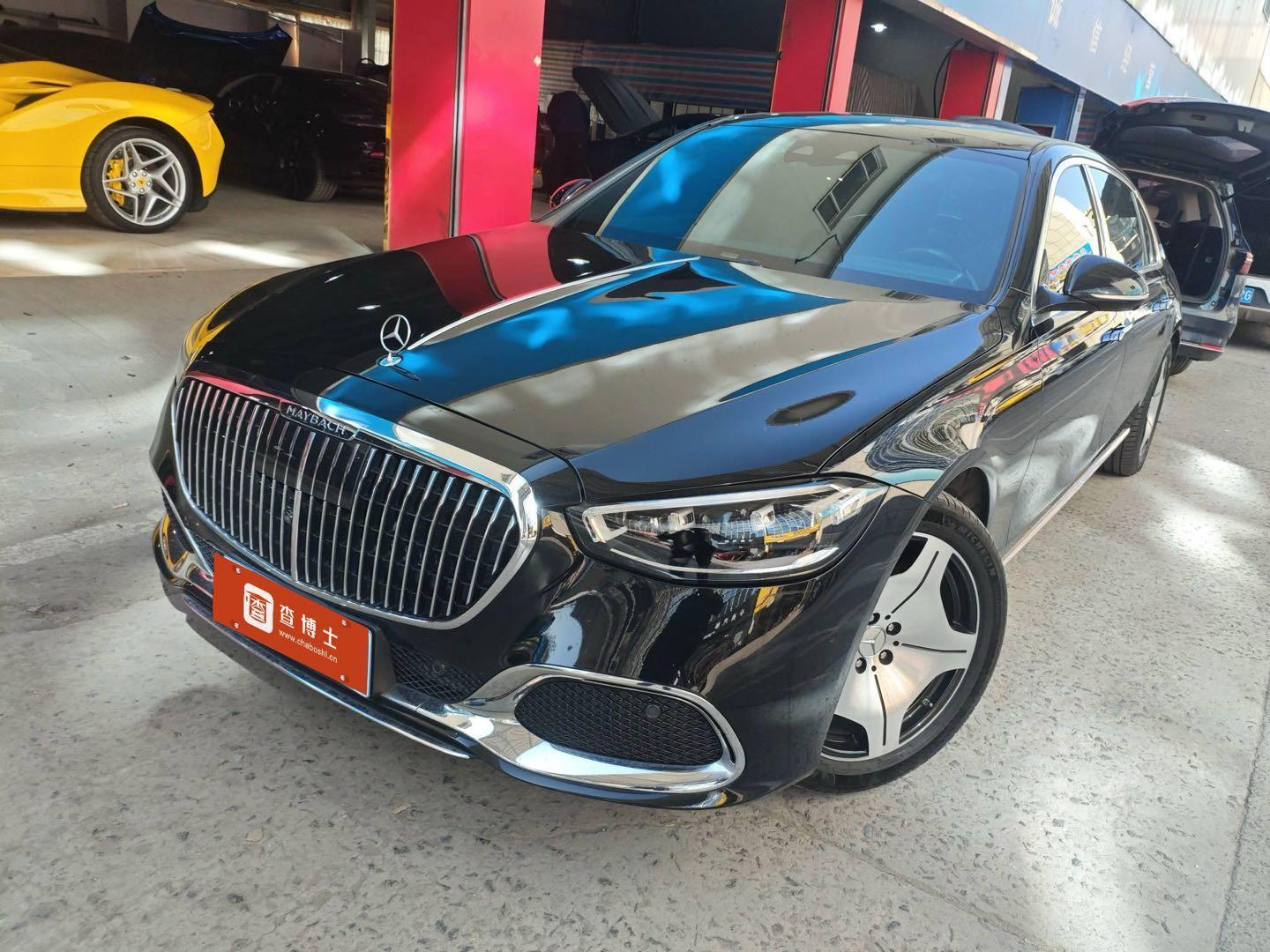 奔驰迈巴赫S级黑色2021年08月