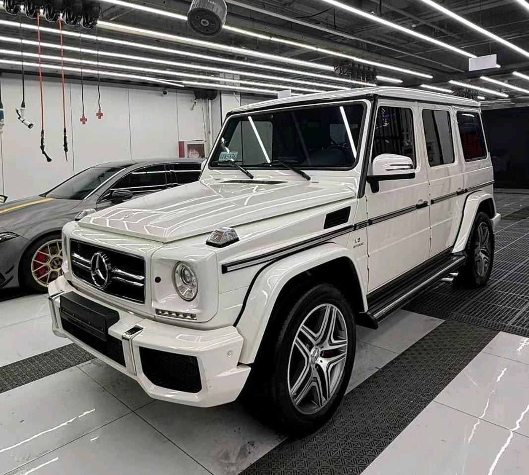 奔驰G级 AMG白色2013年03月