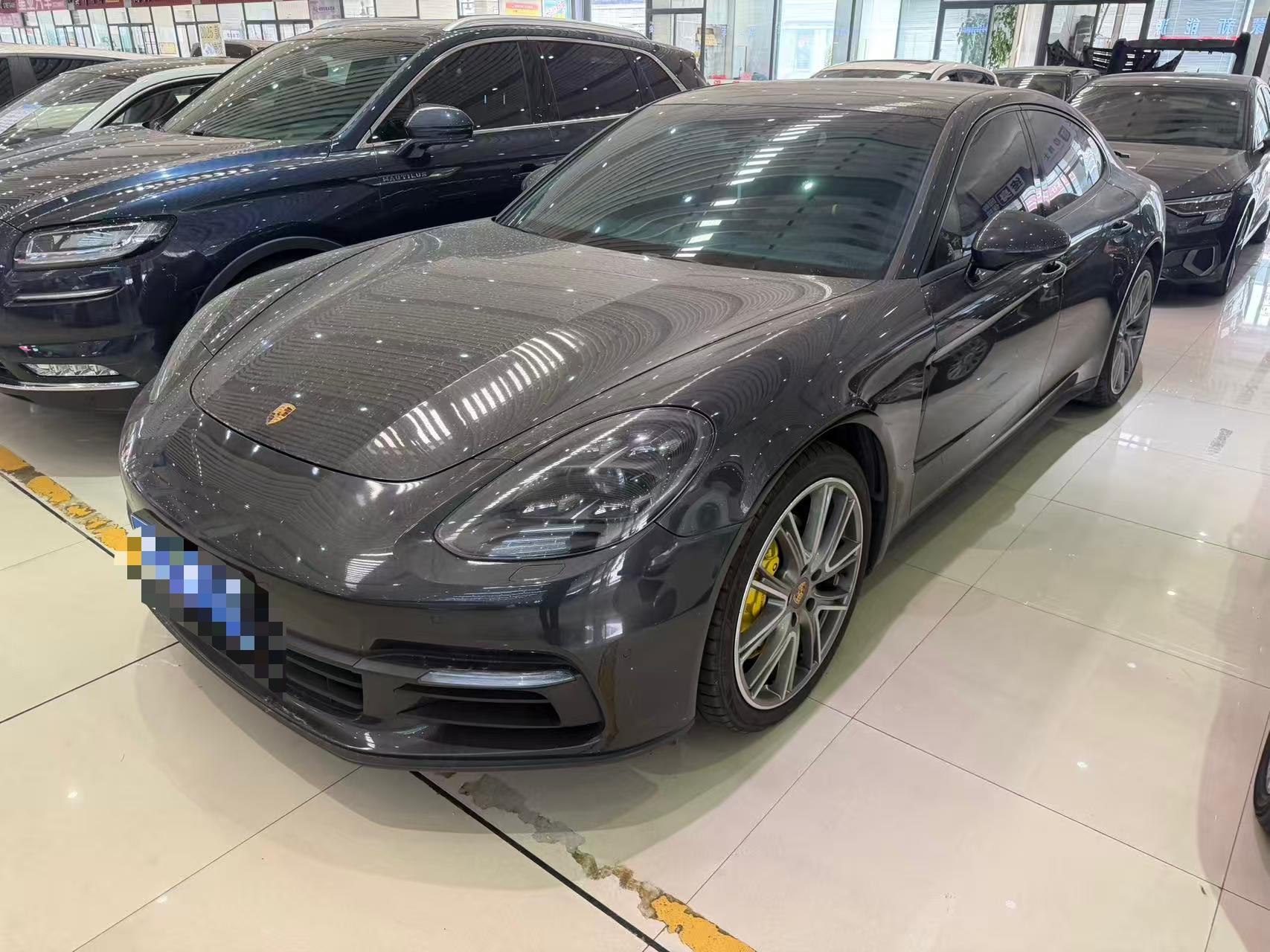 保时捷Panamera 灰色2020年03月