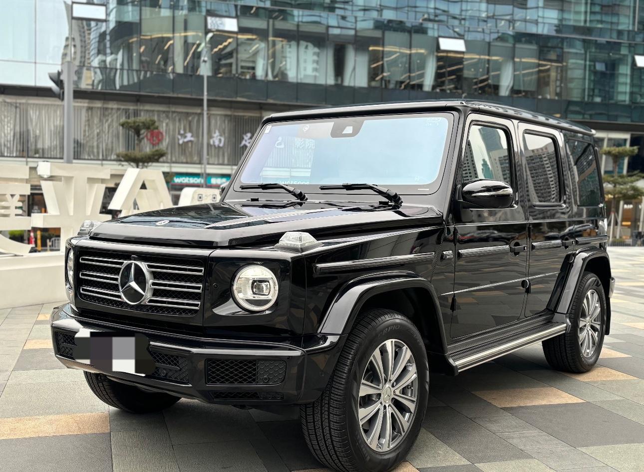 奔驰G级黑色2023年09月