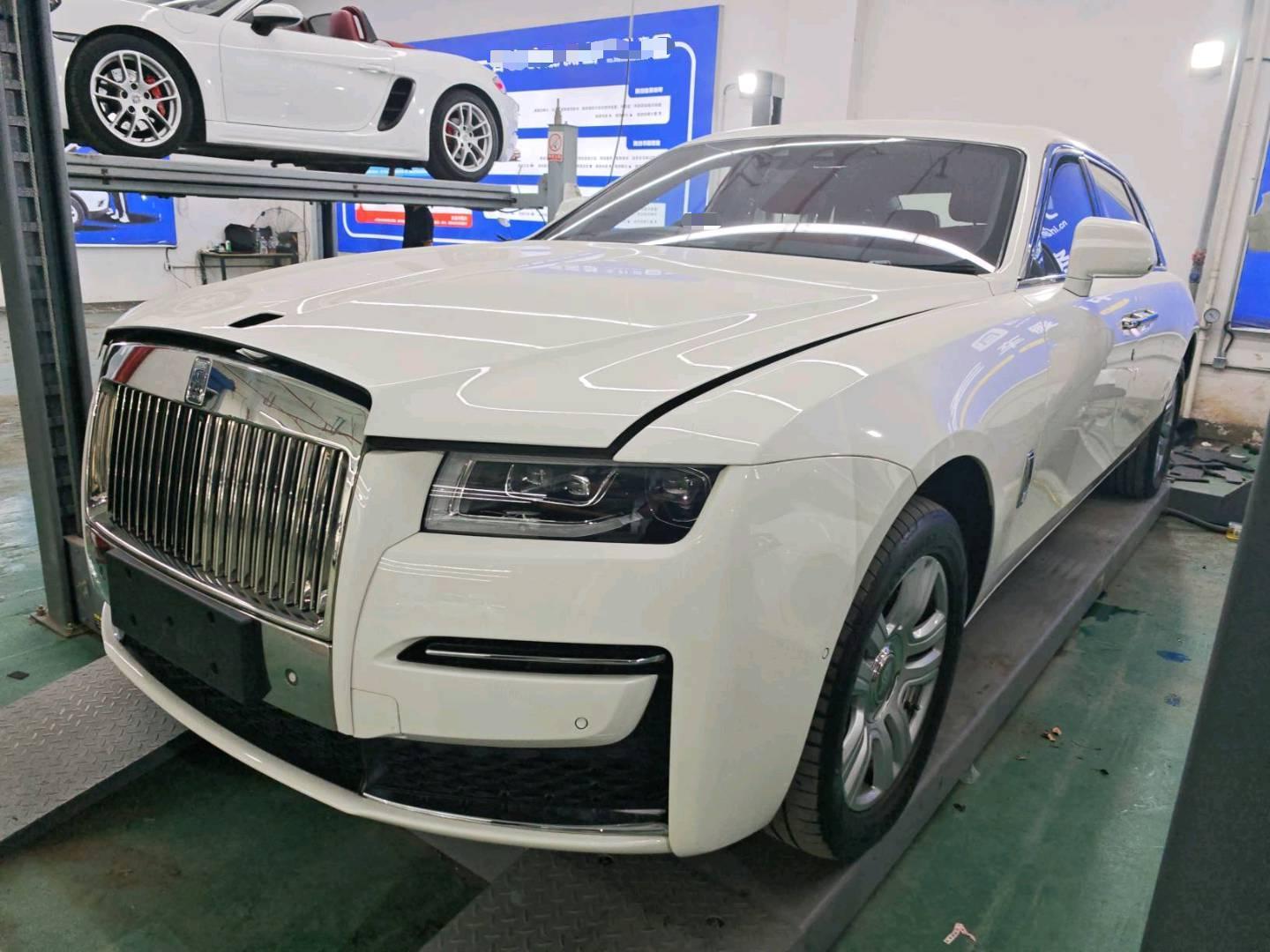 劳斯莱斯古思特白色2021年08月