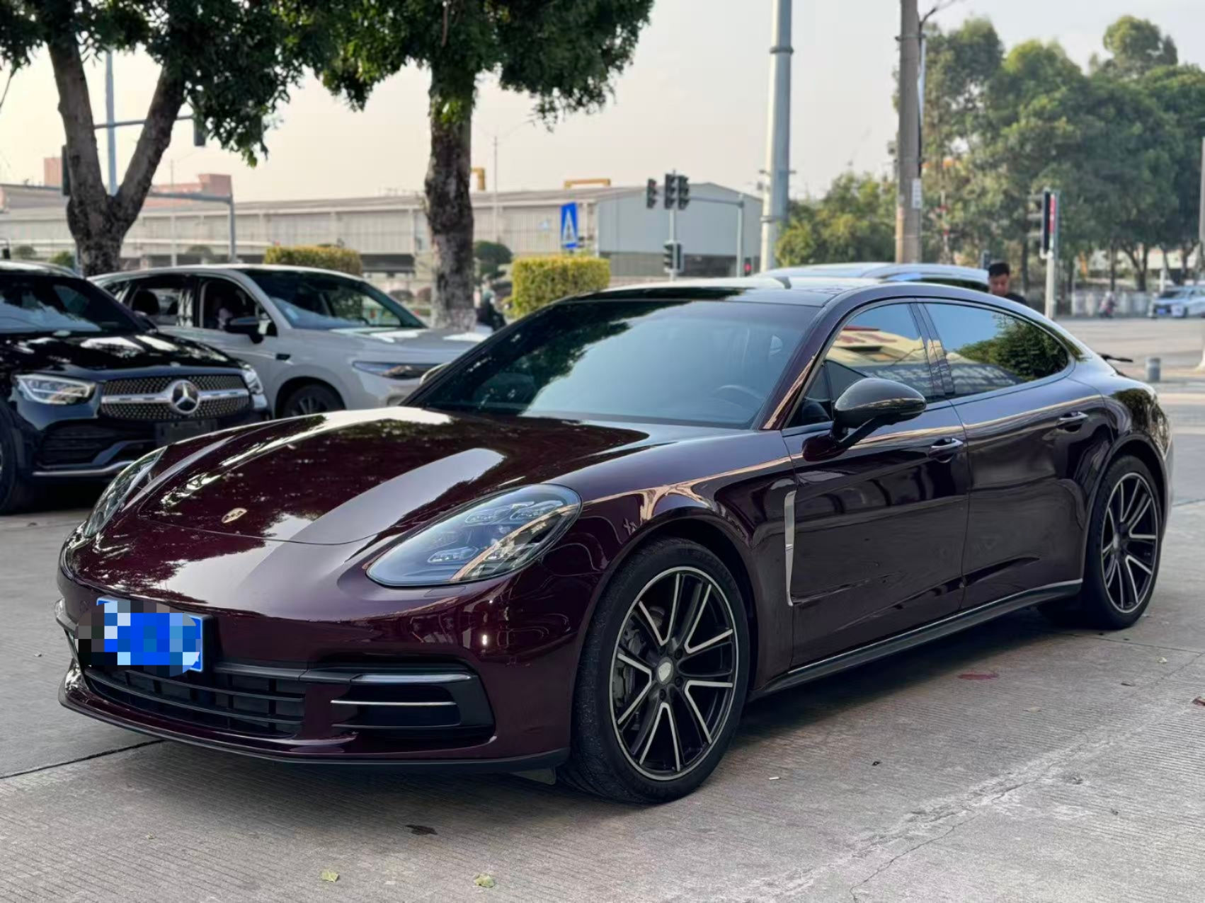 保时捷Panamera 红色2018年05月