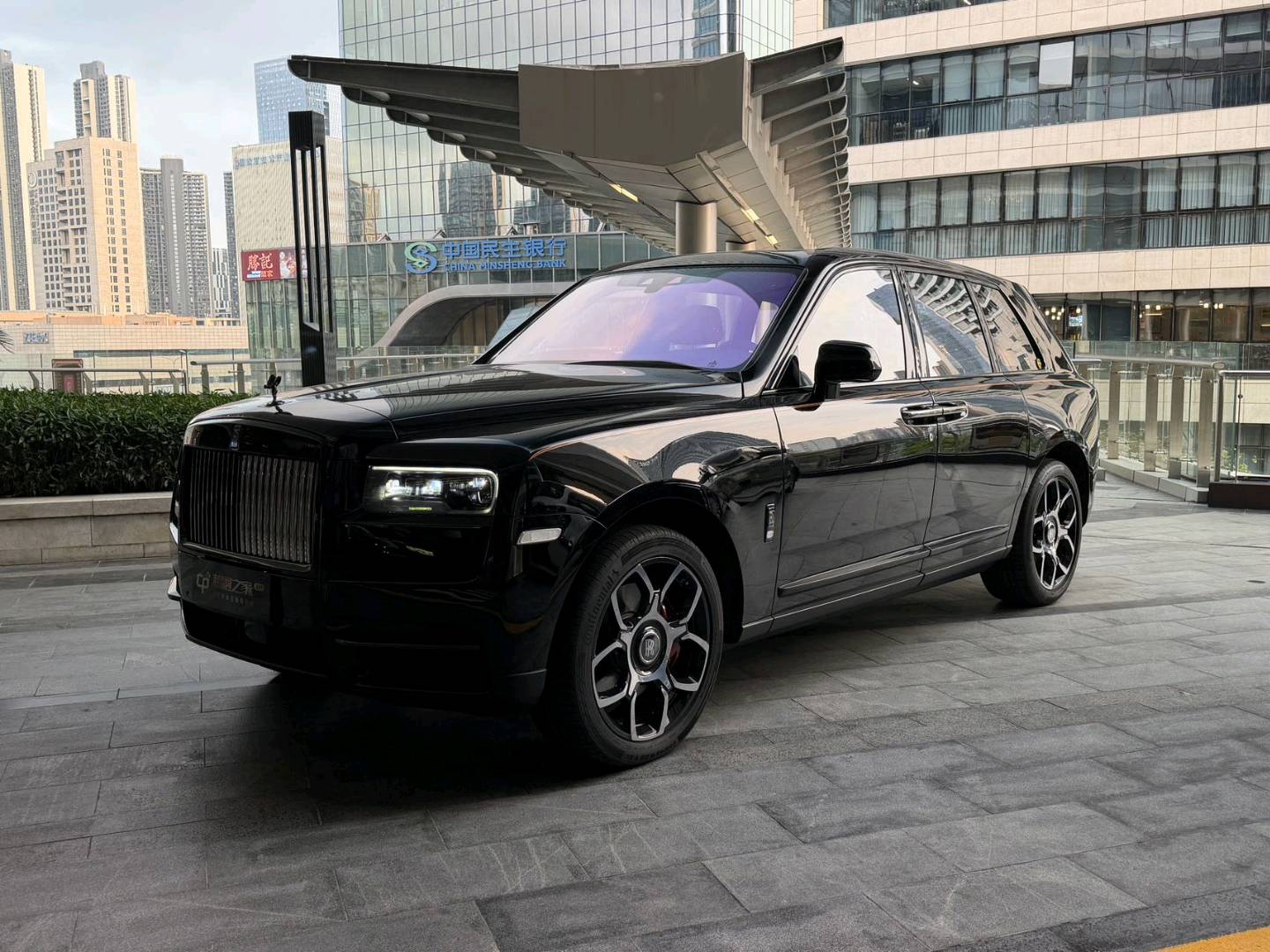 劳斯莱斯库里南黑色2023年08月