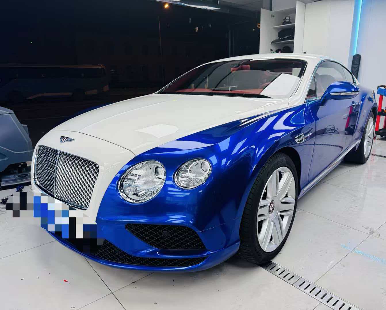 宾利欧陆GT白色2018年01月