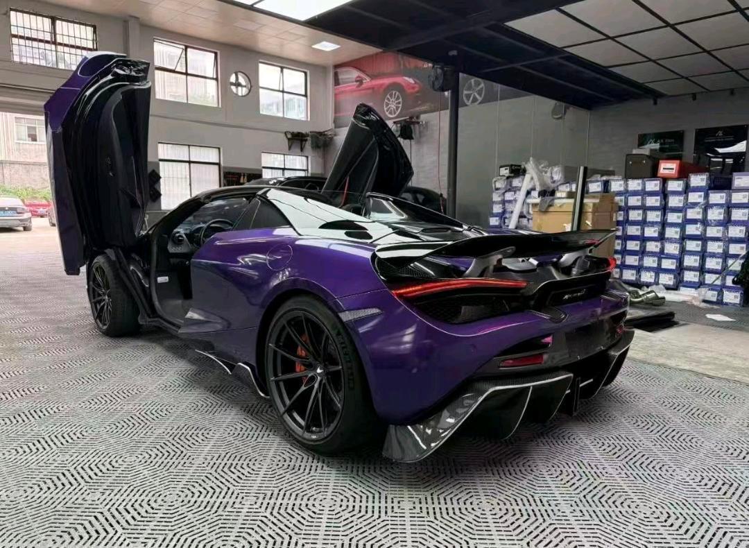 迈凯伦720S 黑色2020年12月