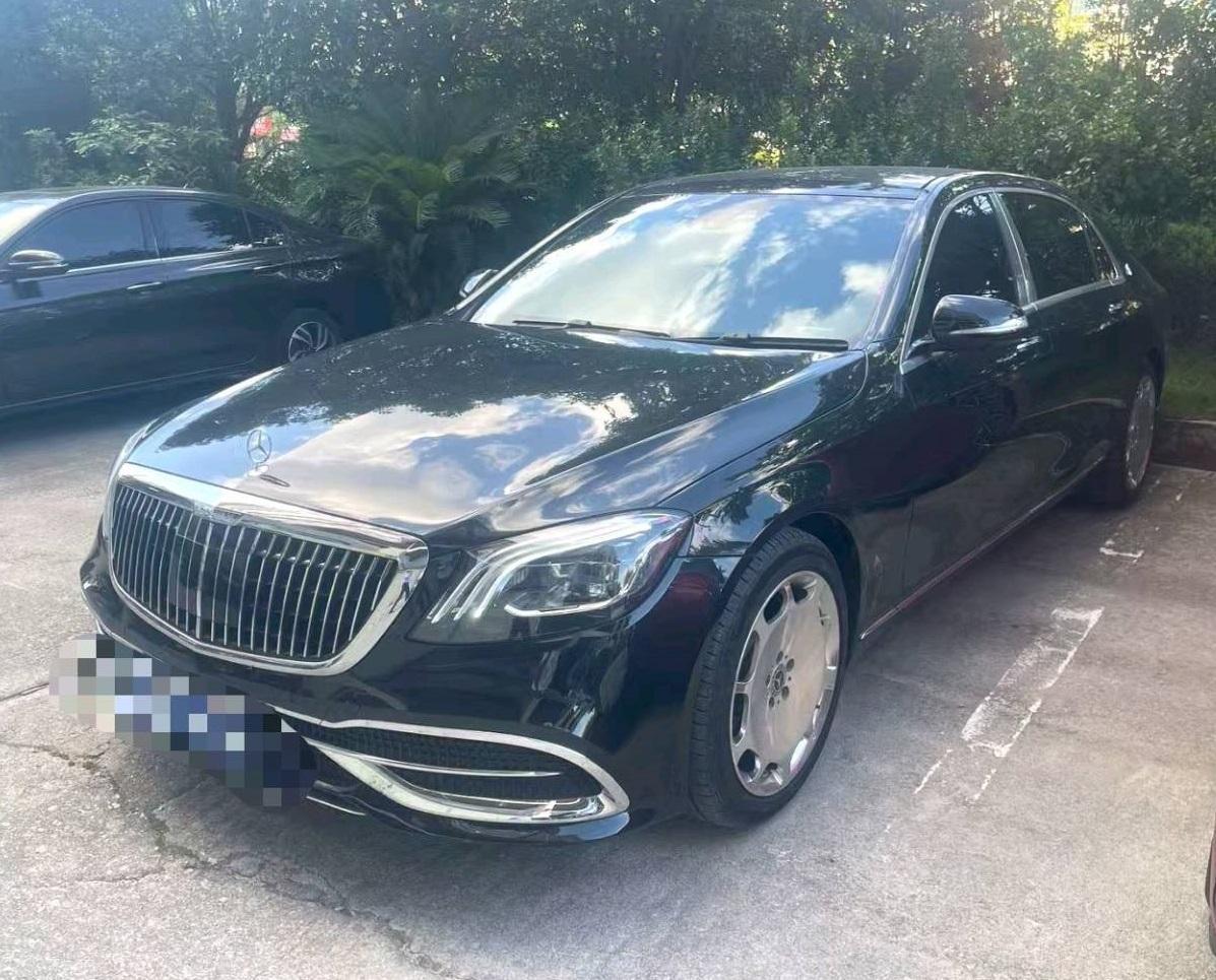 奔驰迈巴赫S级黑色2015年06月