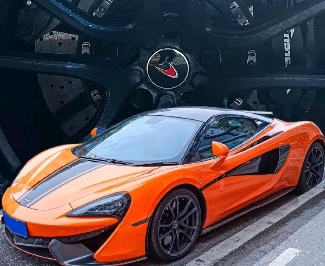 迈凯伦570橙色2017年09月