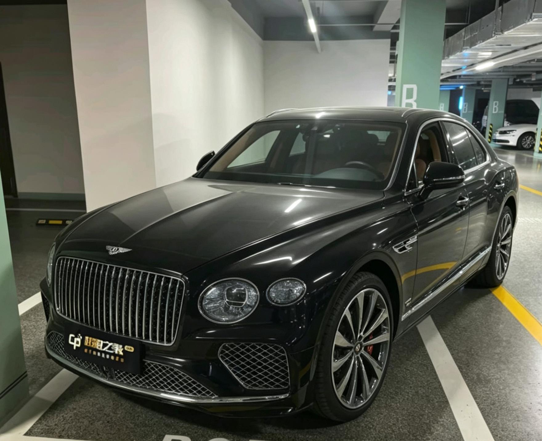 宾利添越 黑色2024年10月