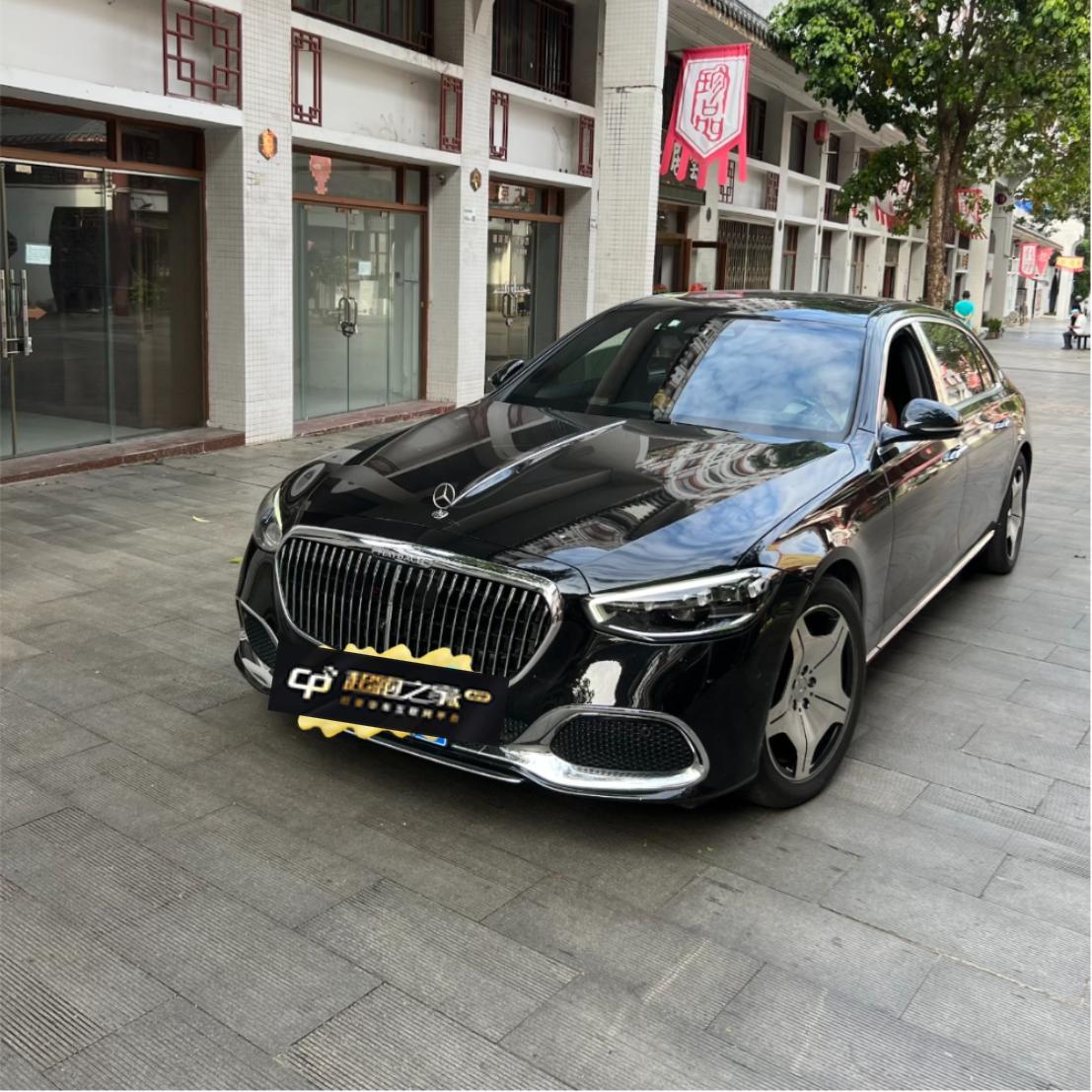 奔驰迈巴赫S级黑色2022年06月