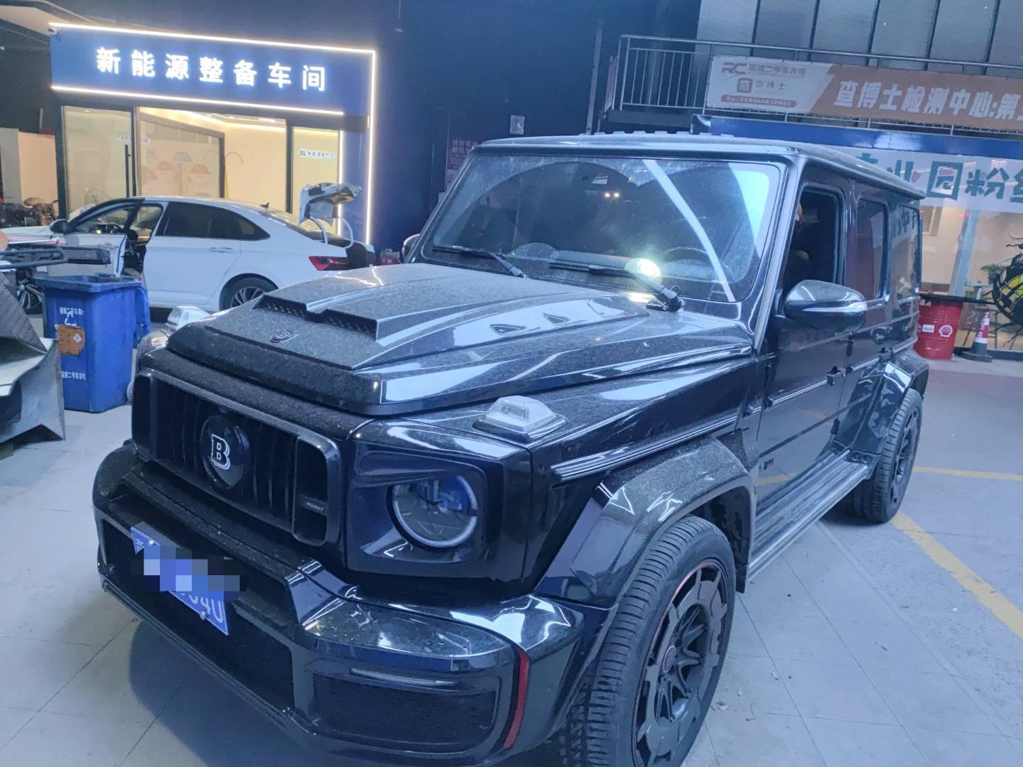 奔驰G级灰色2021年05月