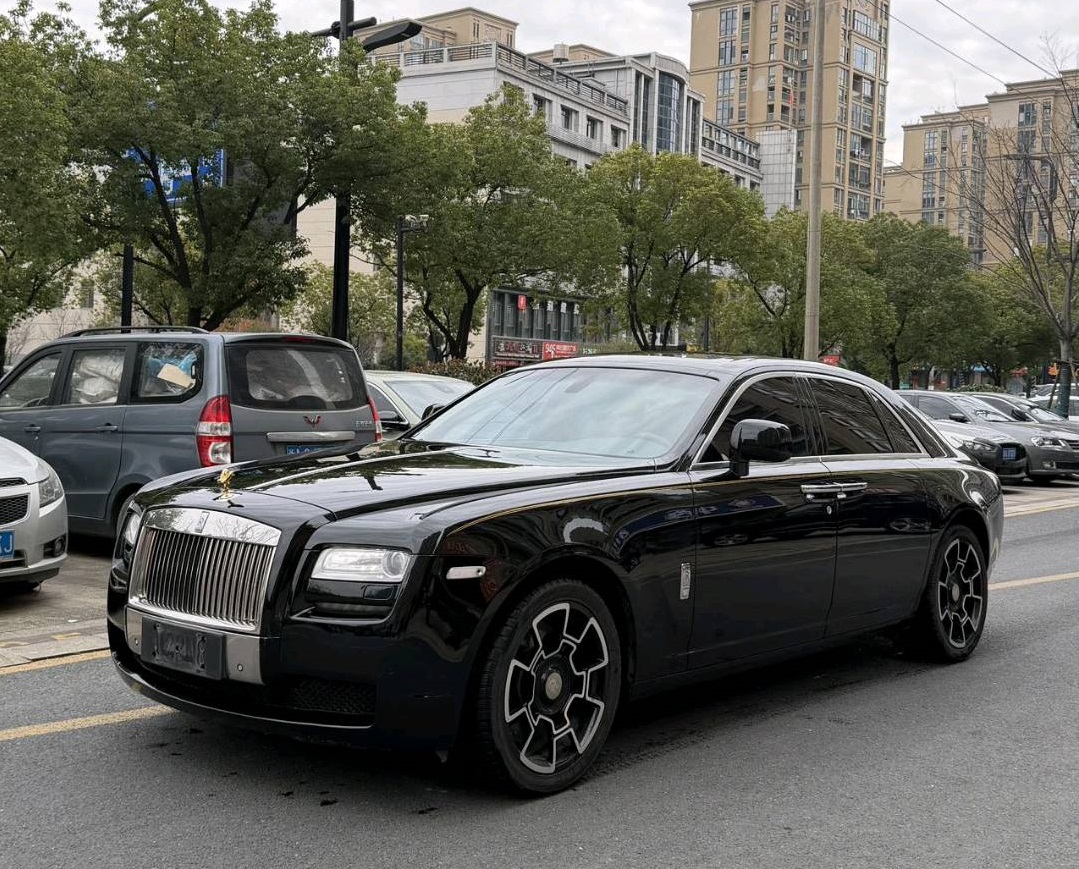 劳斯莱斯古思特黑色2011年05月