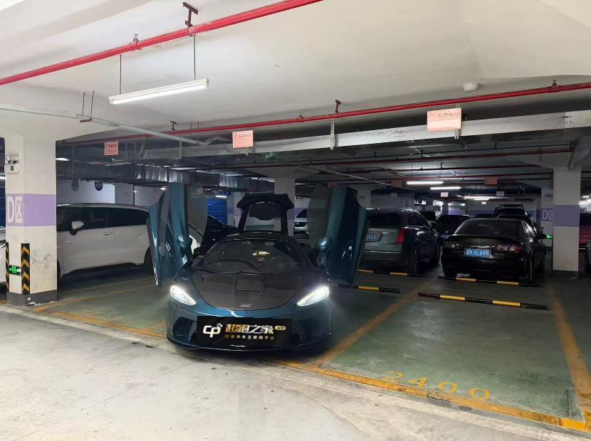 迈凯伦GT蓝色2020年05月