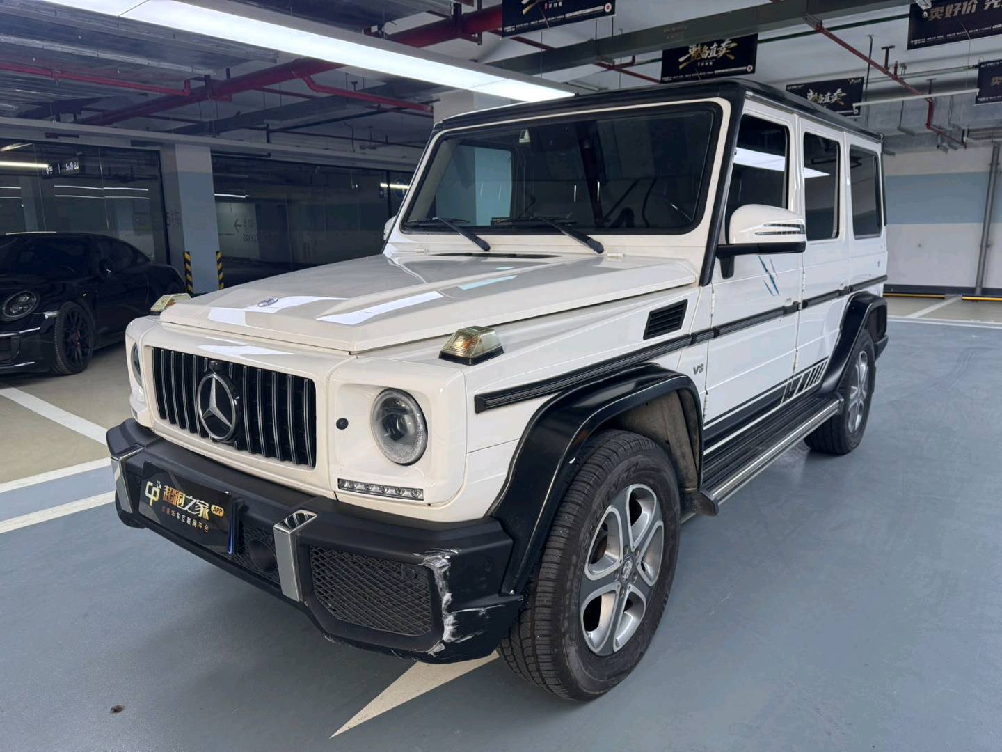 奔驰G级白色2014年06月