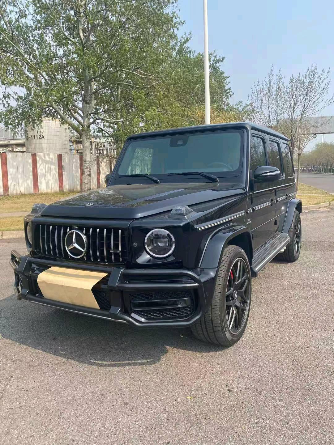 奔驰G级黑色2023年09月