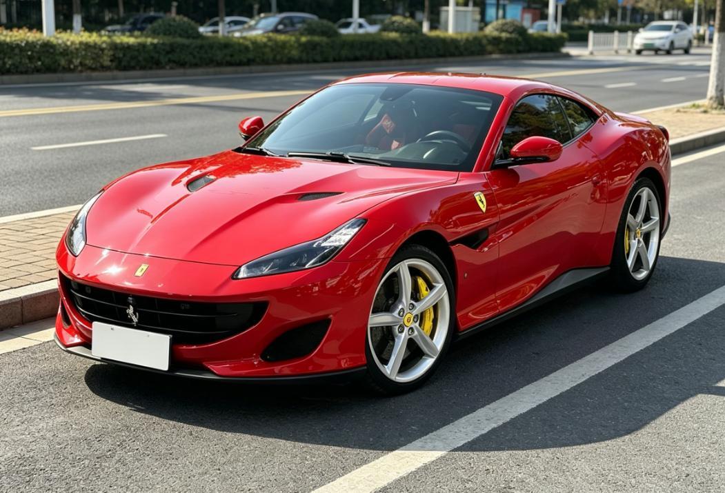 法拉利Portofino红色2019年03月
