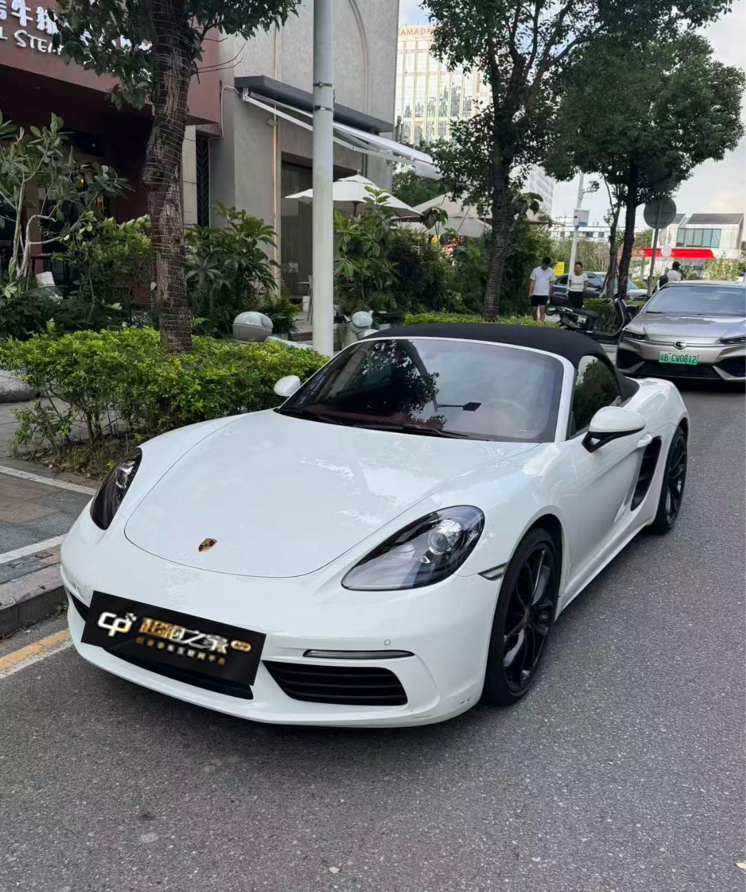 保时捷Boxster白色2024年04月
