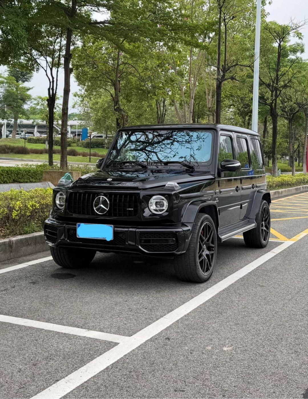奔驰G级黑色2020年06月
