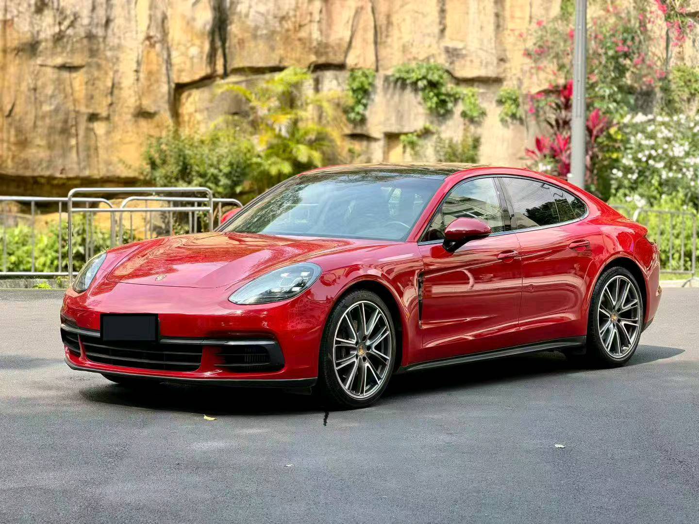 保时捷Panamera 白色2020年06月